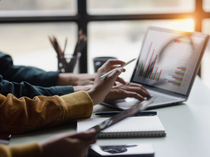 business team working together on analytics plan