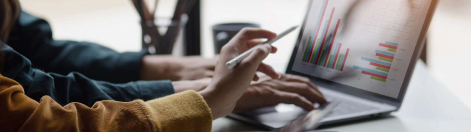 business team working together on analytics plan